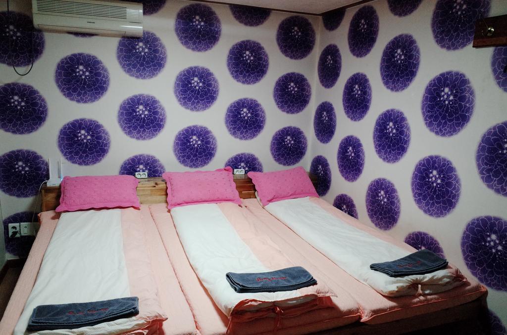 Bong Backpackers Vandrehjem Seoul Værelse billede